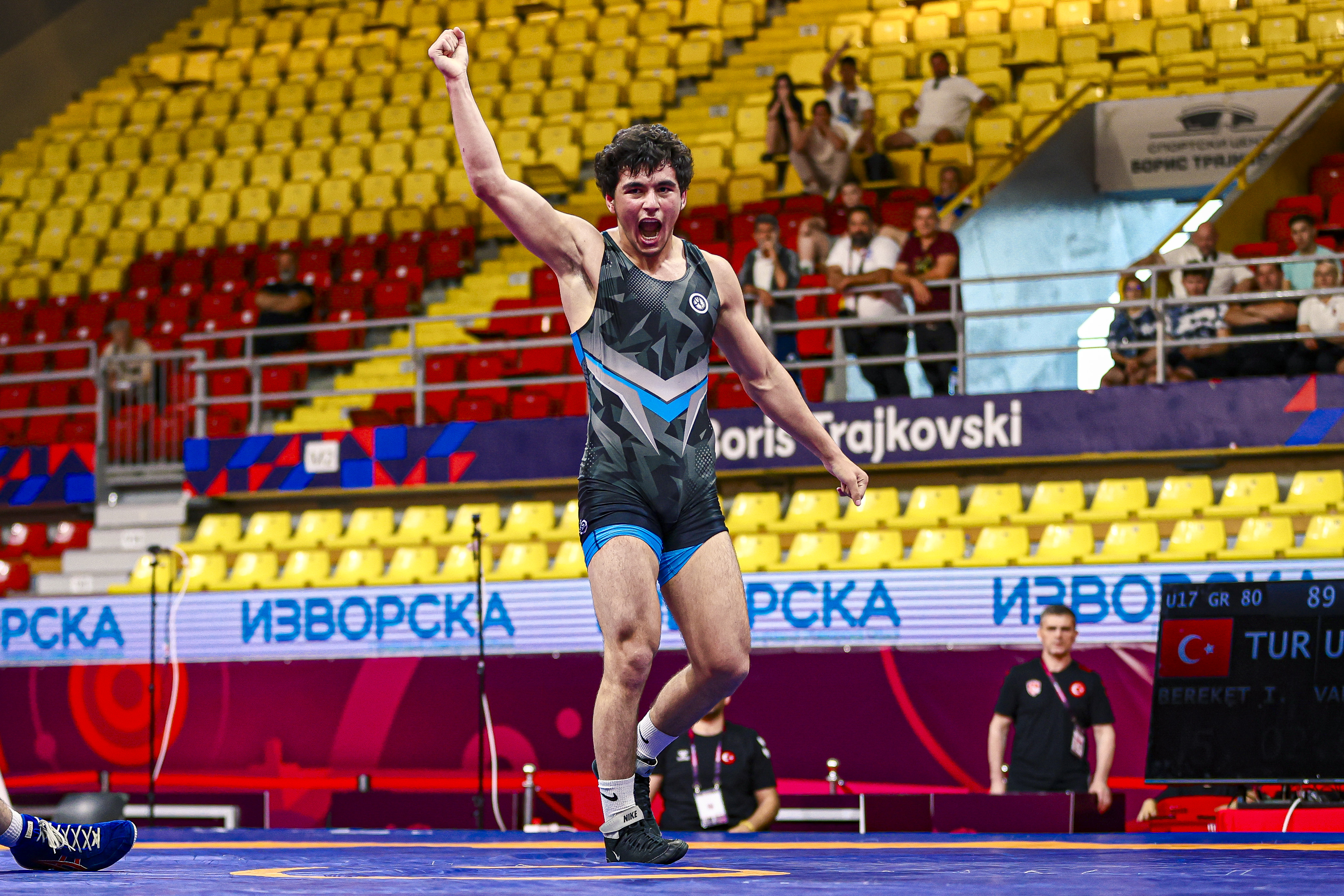 Senik VARDANIAN (UWW)