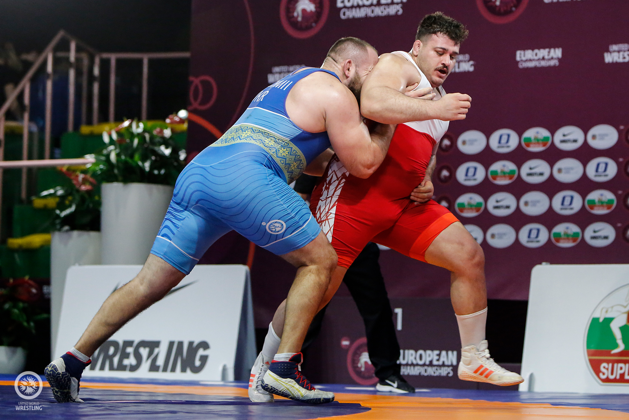 /article/kuchmii-crushes-kayaalps-quest-tenth-european-title.Click to read full article.
