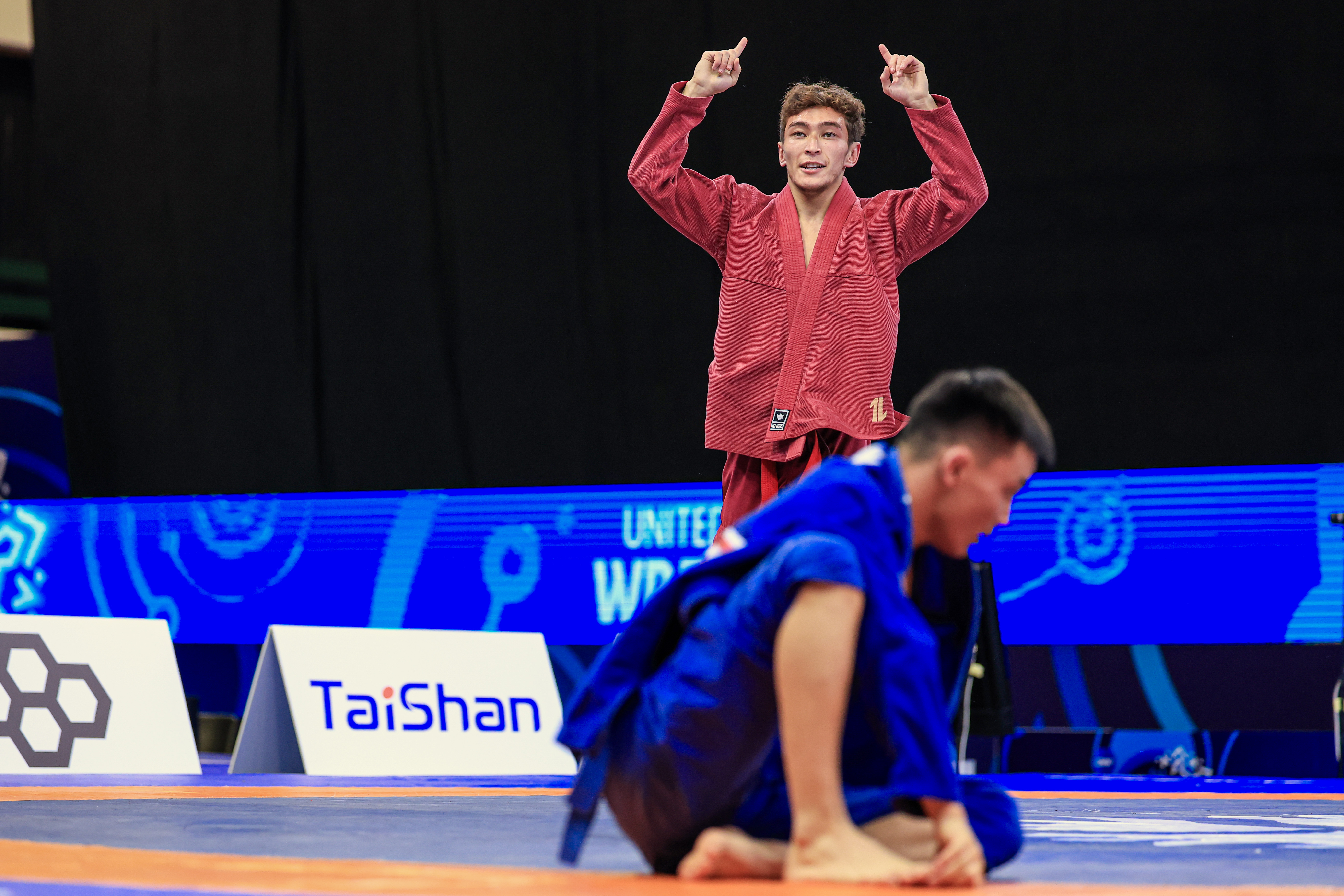 Alikhan ALSHINBAY (KAZ)