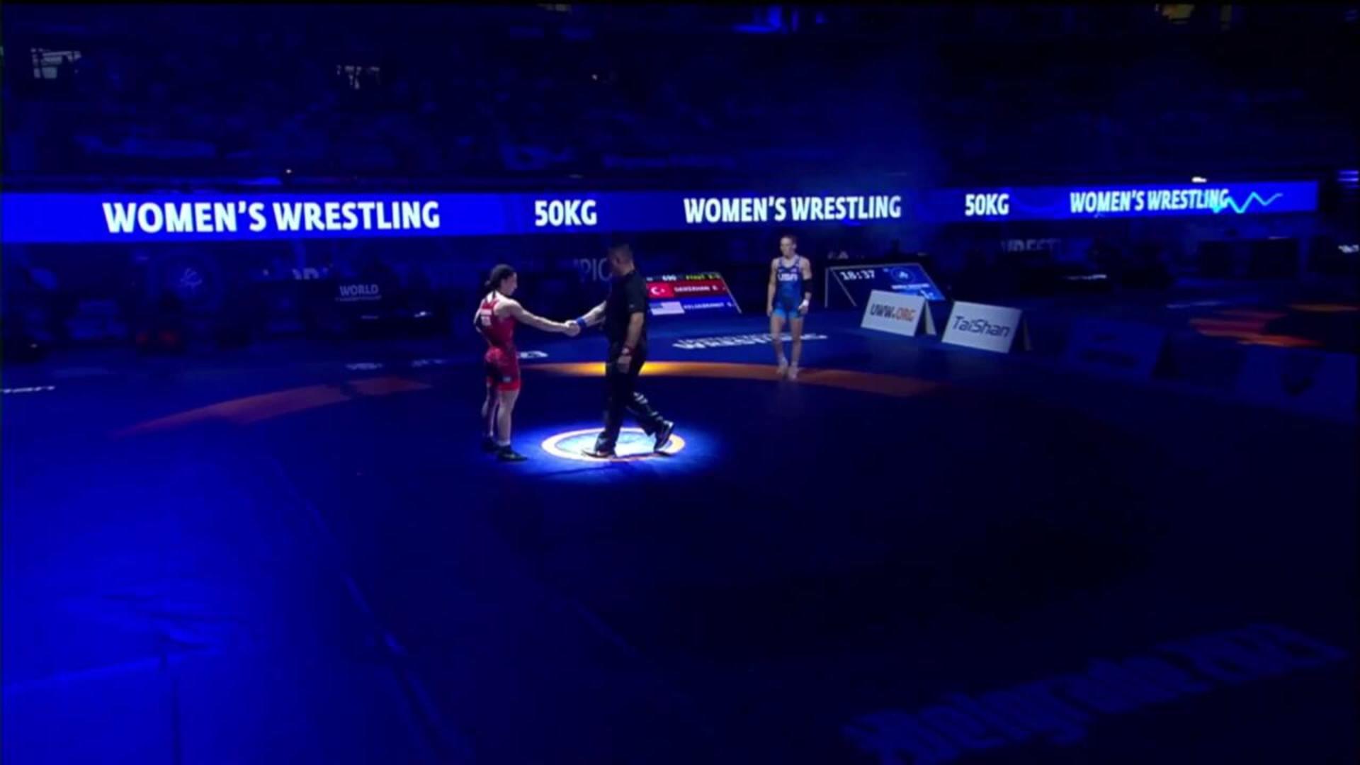 Evin DEMIRHAN (TUR) vs. Sarah Ann HILDEBRANDT (USA) Seniors World