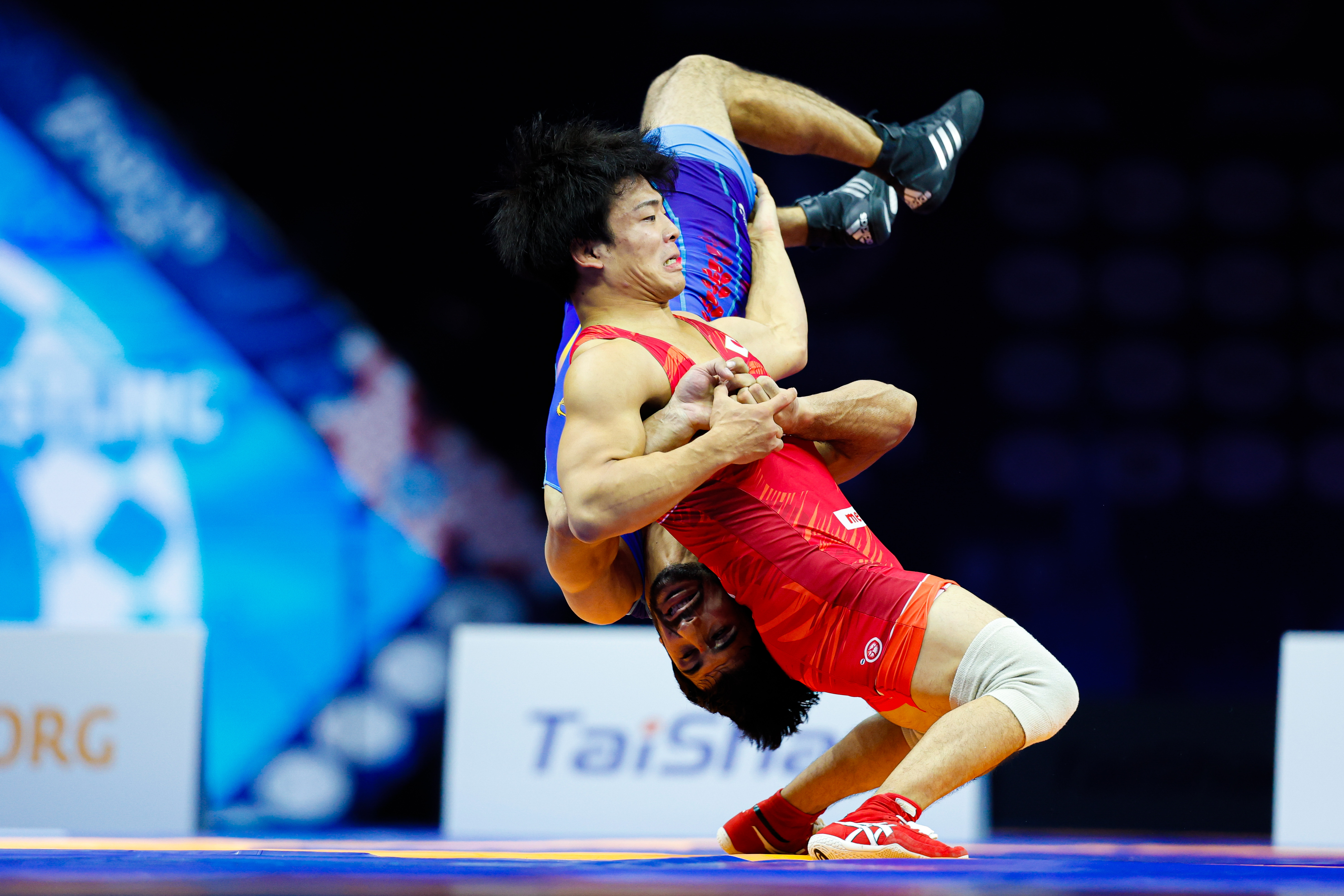 Yoshinosuke AOYAGI (JPN)