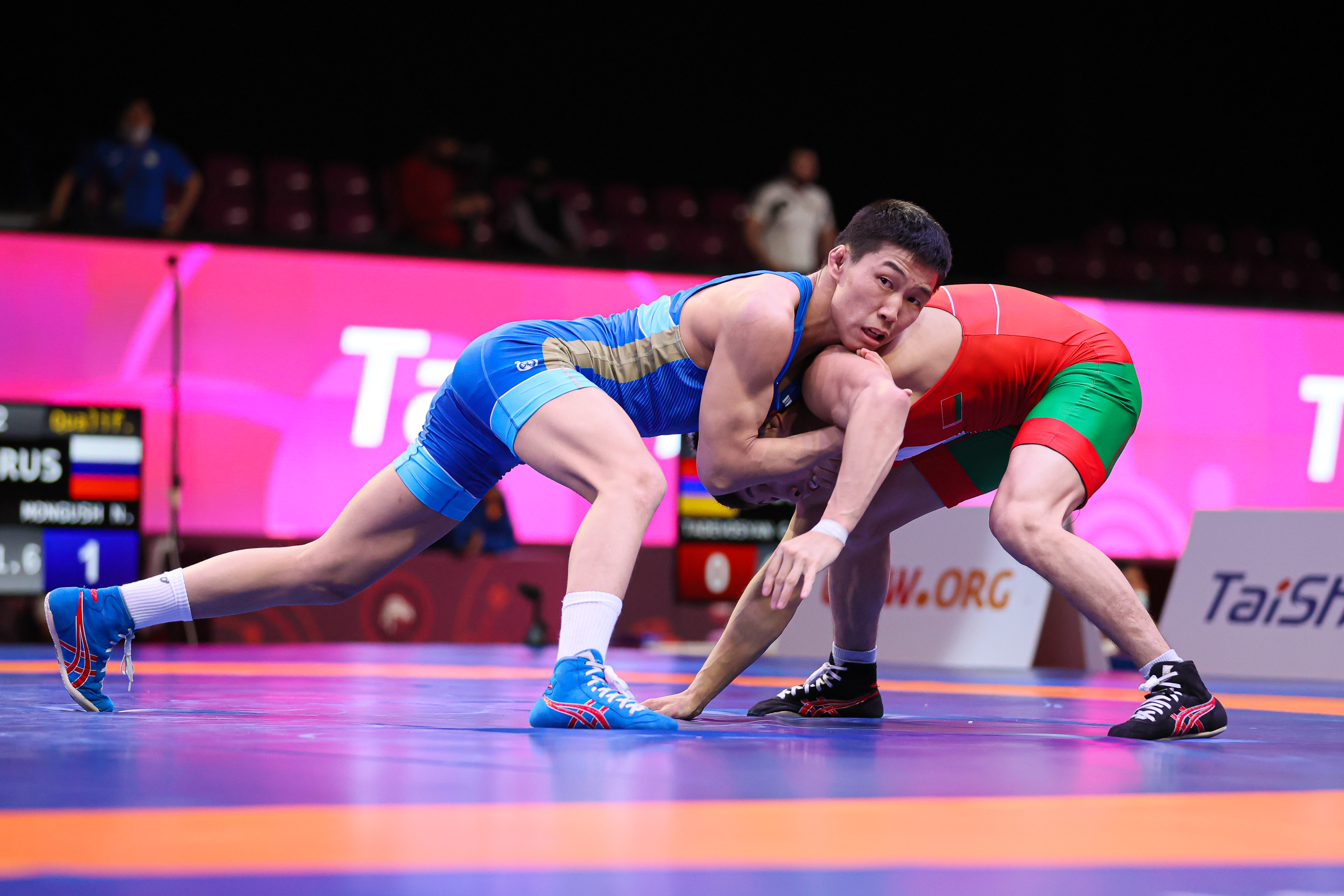 /article/four-russians-reach-european-finals-karadeniz-erases-five-point-deficit.Click to read full article.