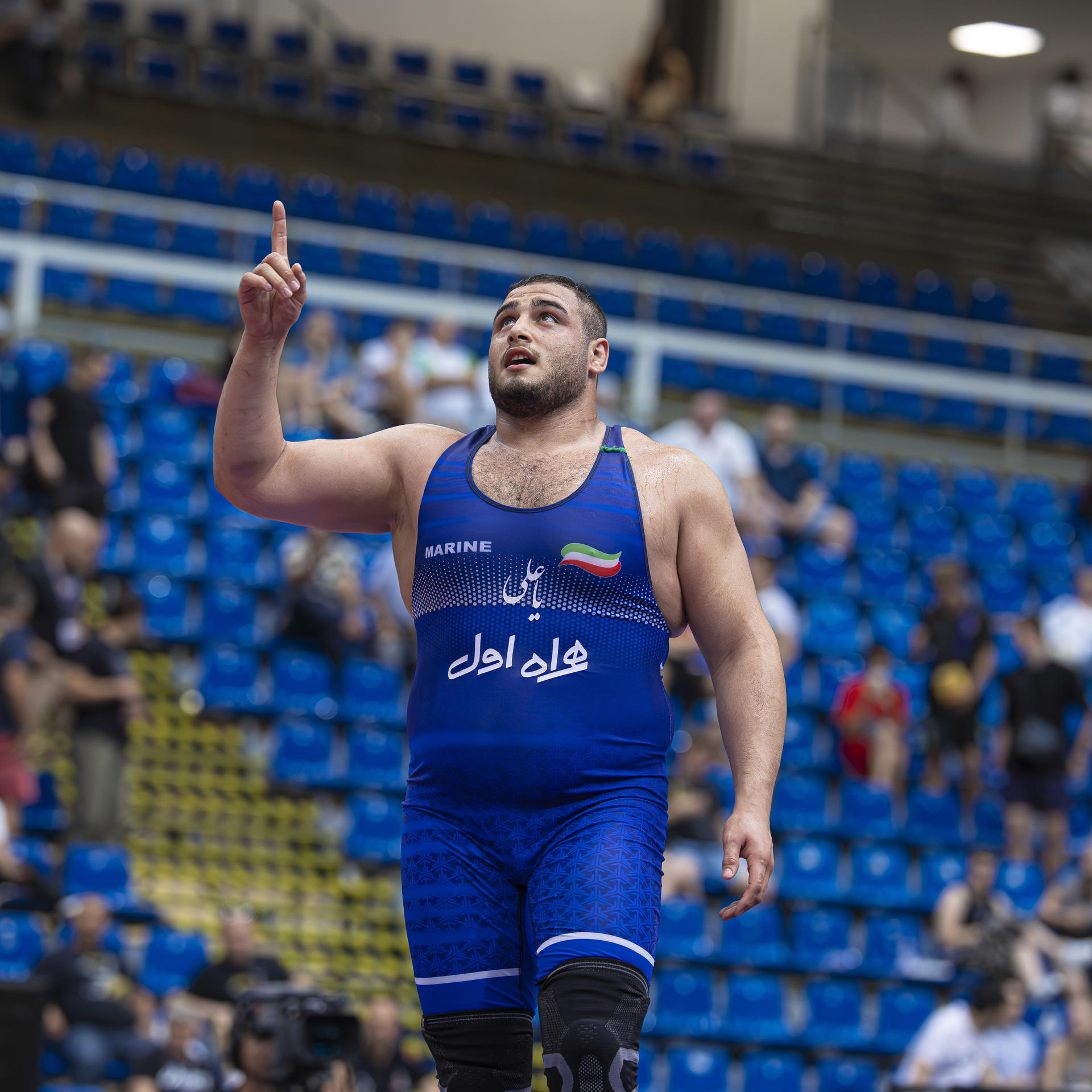 Kavkaz pornosini onlayn tomosha qiling Venetsiyalik istiridye jinsi pozitsiyasi