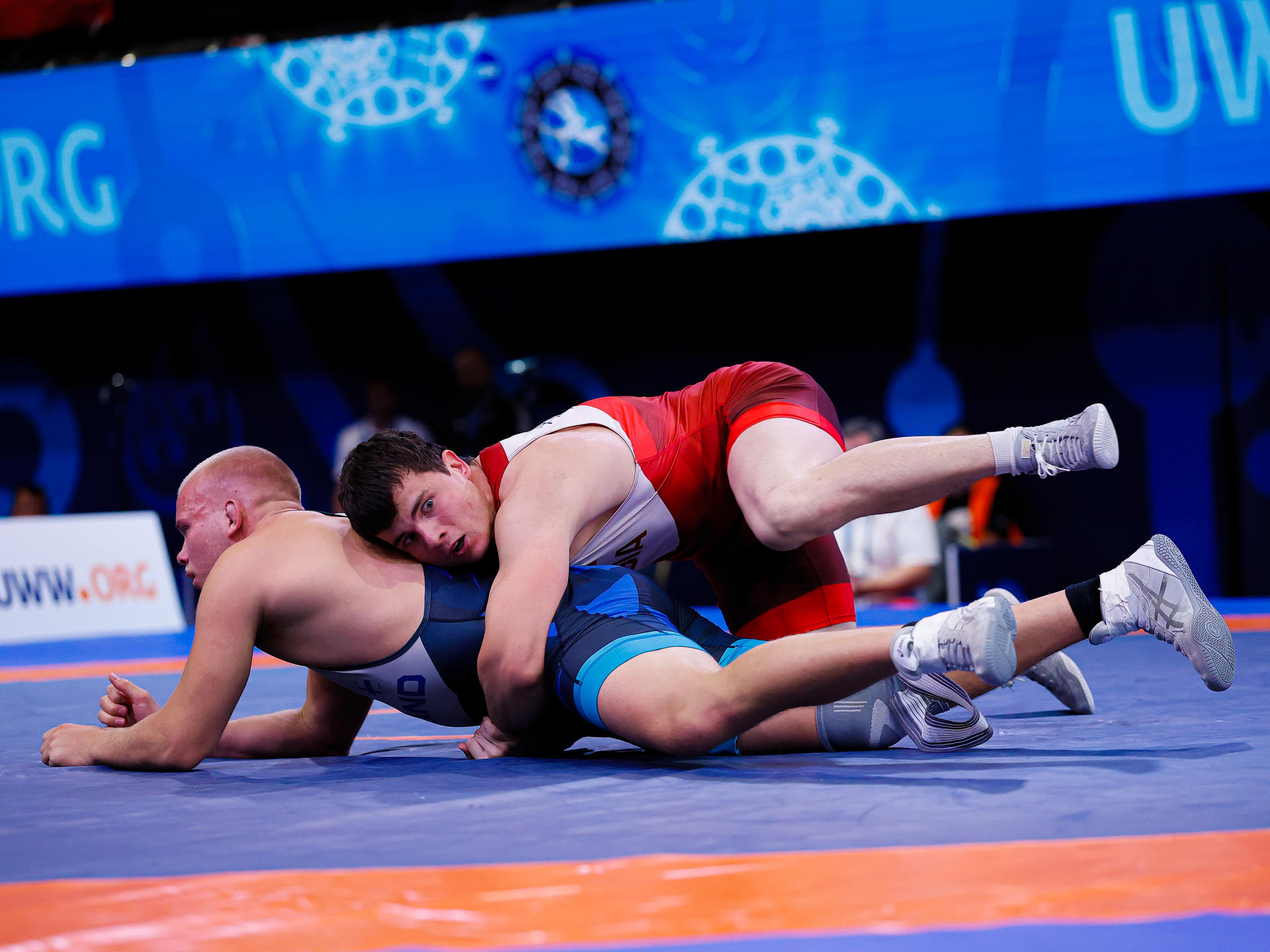 /article/yakushenko-vs-komarov-set-97kg-final-u20-worlds.Click to read full article.