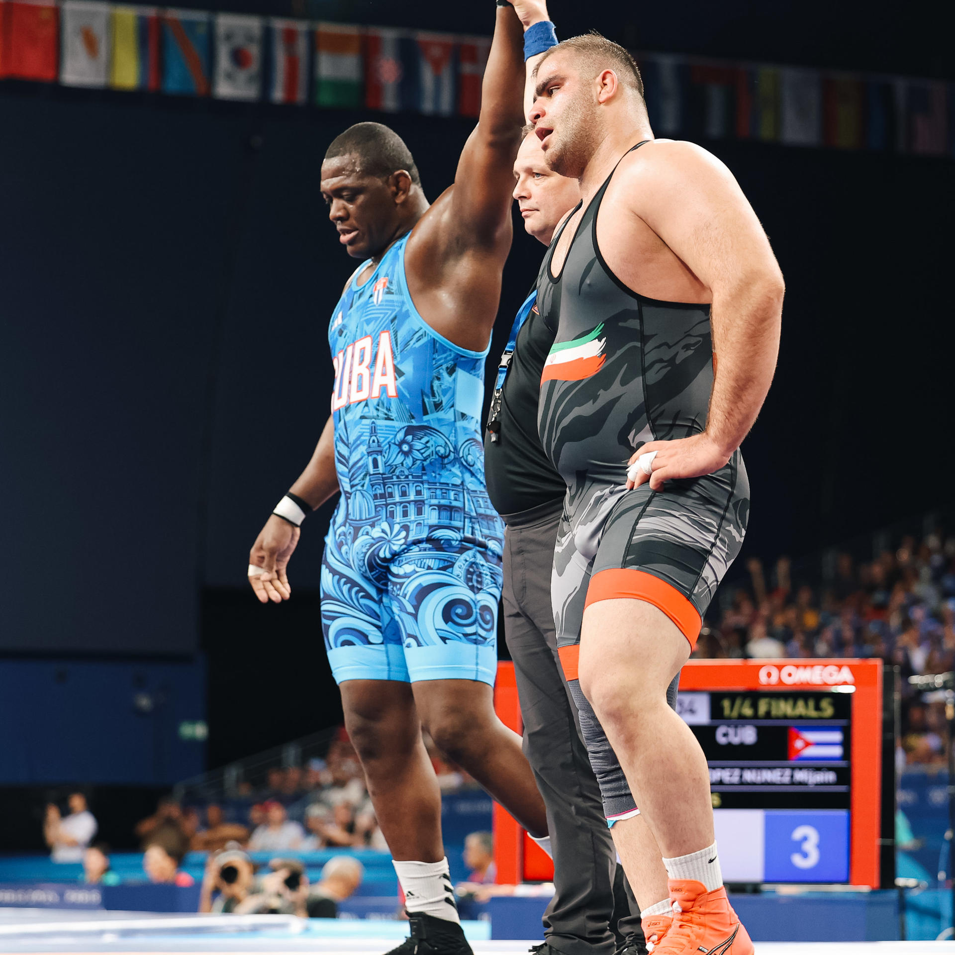 Wrestling at Paris 2024: Lopez beats Mirzazadeh, Ozaki falls